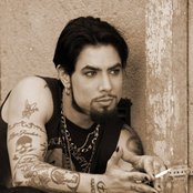 Dave Navarro - List pictures
