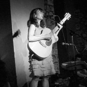 Polly Paulusma - List pictures