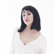 Nazan Öncel - List pictures