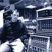 Atticus Ross - List pictures