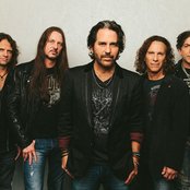 Winger - List pictures