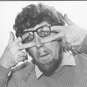Rolf Harris - List pictures