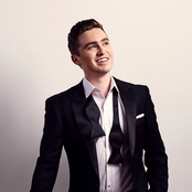 Harrison Craig - List pictures