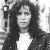 Robbie Nevil - List pictures