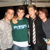 Push Play - List pictures