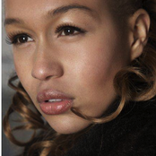 Rebecca Ferguson - List pictures