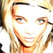 Daisy Dares You - List pictures