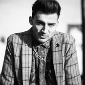 Jake Quickenden - List pictures