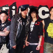 Defiance - List pictures