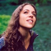 Luisa Maita - List pictures