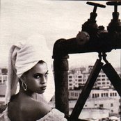 Neneh Cherry - List pictures