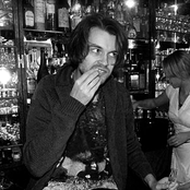 Fyfe Dangerfield - List pictures