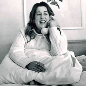 Cass Elliot - List pictures