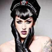 Adore Delano - List pictures