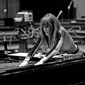 Carla Bley - List pictures