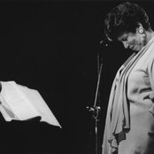 Nana Caymmi - List pictures