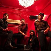 Howling Bells - List pictures