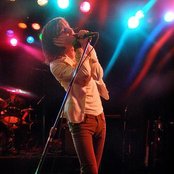 Self Against City - List pictures