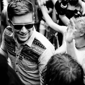 Sub Focus - List pictures