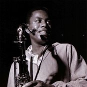 Wayne Shorter - List pictures