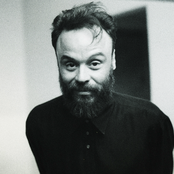 Rodrigo Amarante - List pictures