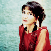 Sally Oldfield - List pictures