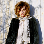 Amandine Bourgeois - List pictures