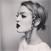 Anne-marie - List pictures