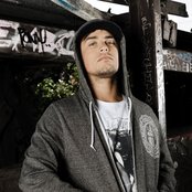 Illy - List pictures