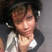 Lyrica Anderson - List pictures