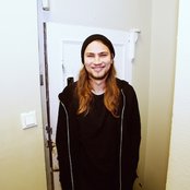 Paperi T - List pictures