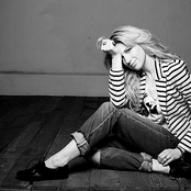 Brooke White - List pictures