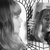 White Poppy - List pictures