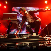 A-trak - List pictures