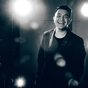 Tulus - List pictures
