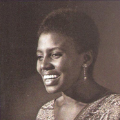 Miriam Makeba - List pictures