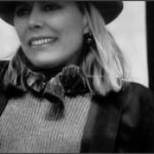 Joni Mitchell - List pictures