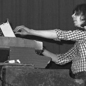 Camel - List pictures