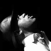 Roberto Fonseca - List pictures