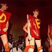 Devo - List pictures