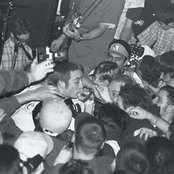 Chokehold - List pictures