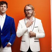 El Vy - List pictures