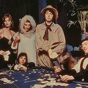 Paul Mccartney & Wings - List pictures
