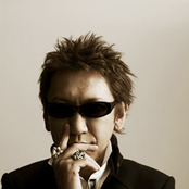 Tomoyasu Hotei - List pictures