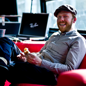 Alex Clare - List pictures
