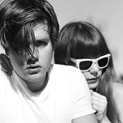 Jenny And Johnny - List pictures