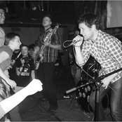 Ricochet - List pictures