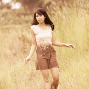 Maudy Ayunda - List pictures