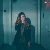 Vérité - List pictures