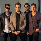 The New Velvet - List pictures